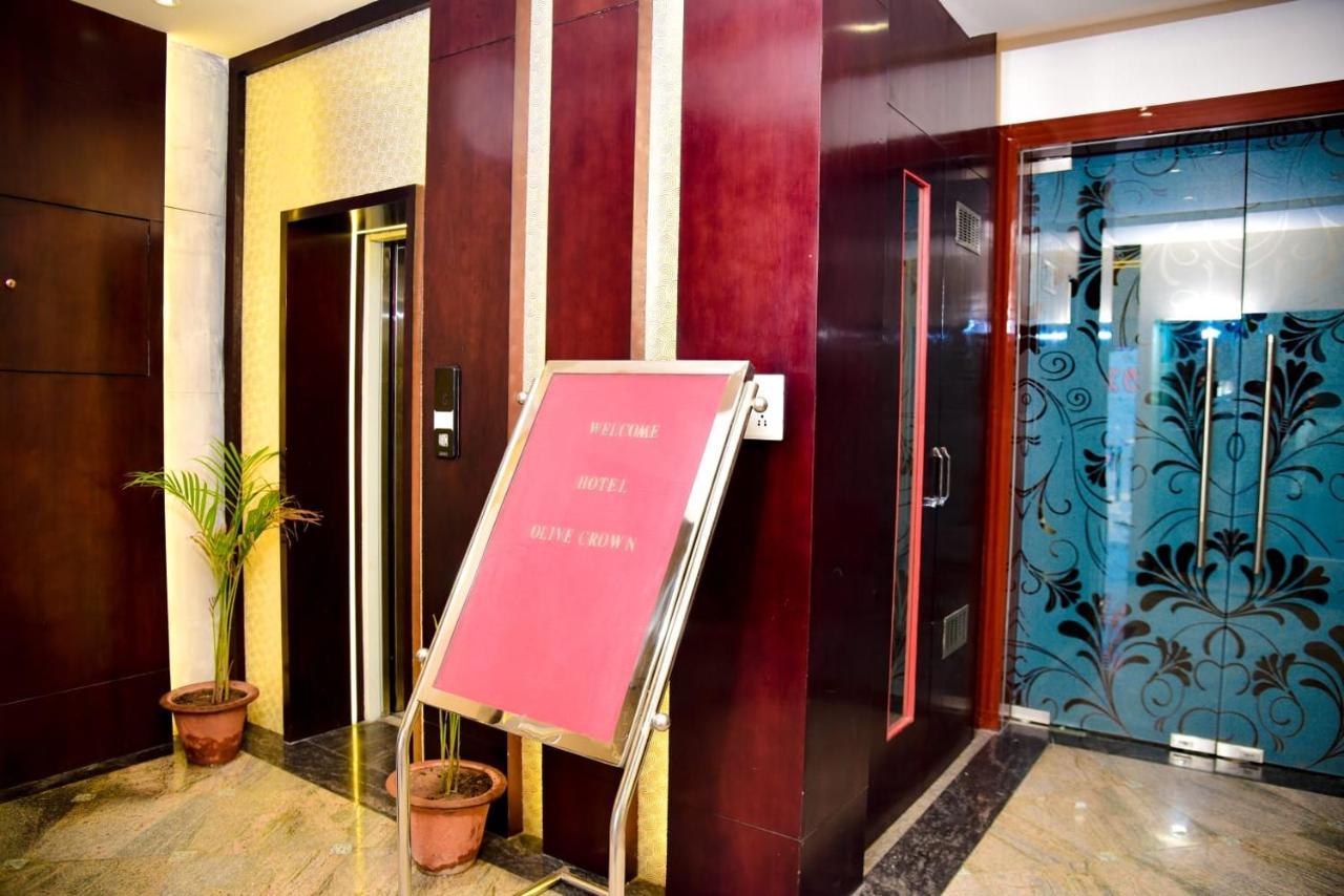 Hotel Olive Crown Lucknow Eksteriør billede